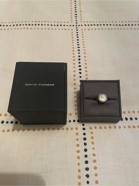 David Yurman Sterling Silver Signet Ring with R pave diamond Initial detail